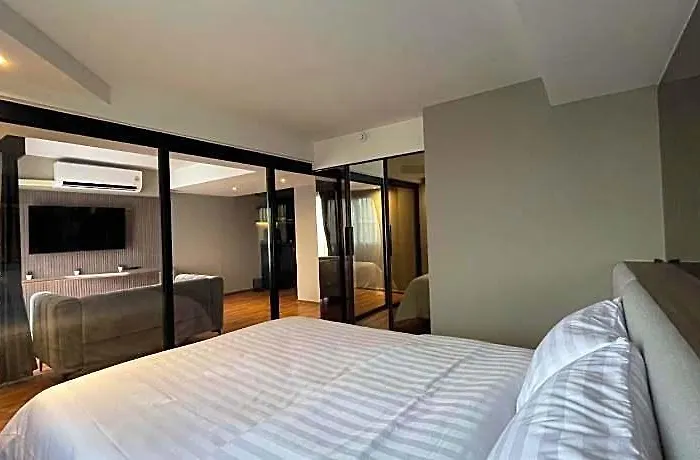Hotel We 4*