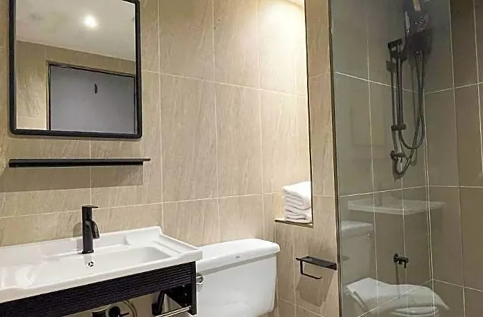 We Hotel 4*